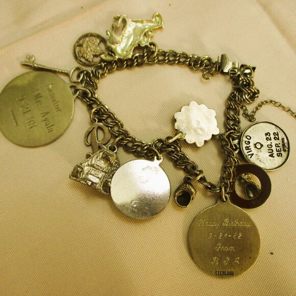 Vintage STERLING SILVER Charm Bracelet: 12 Figural 925 Charms on Curb Chain - Picture 14 of 16
